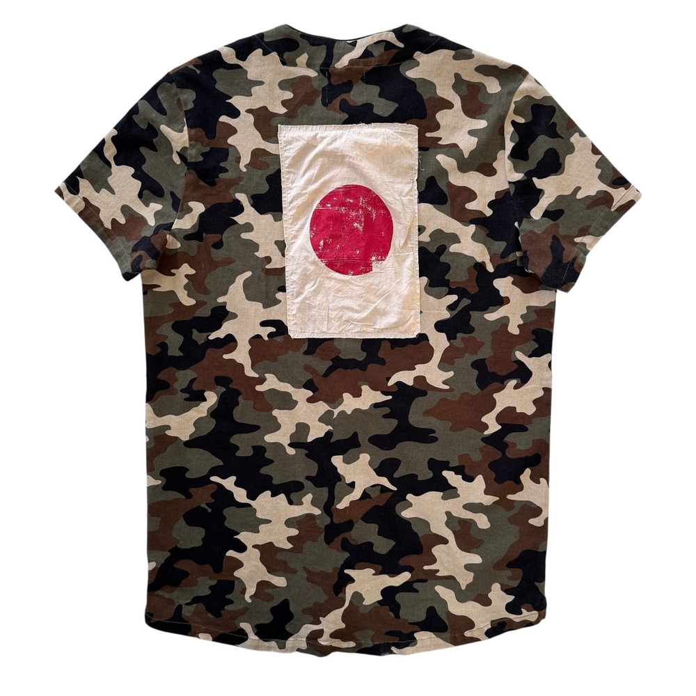 Jaywalker Camo Button Down Shirt Mens Large American Japanese Flag Patches‎